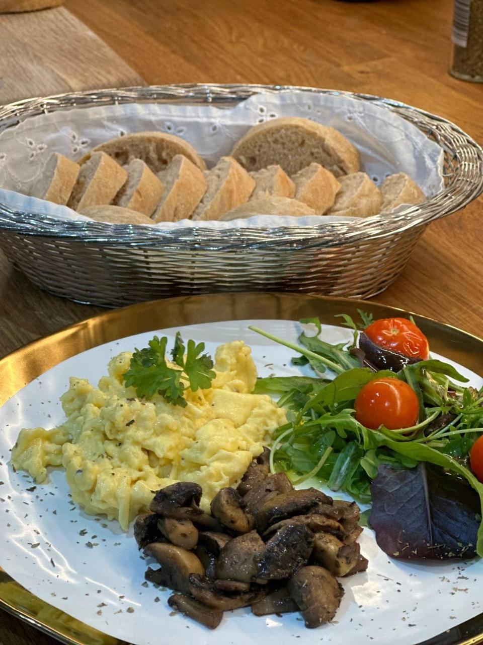 Awakening Alchemy Retreat Centre Bed and Breakfast Inverurie Buitenkant foto