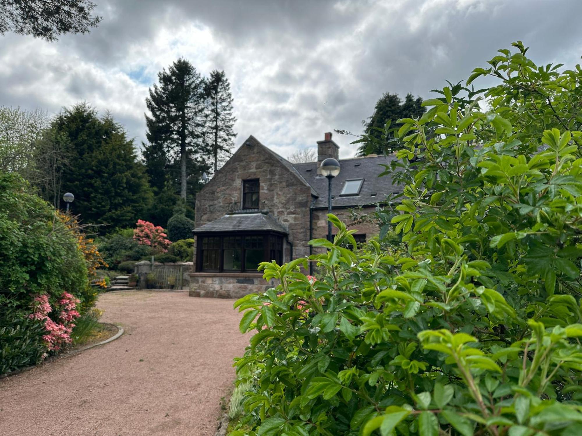 Awakening Alchemy Retreat Centre Bed and Breakfast Inverurie Buitenkant foto