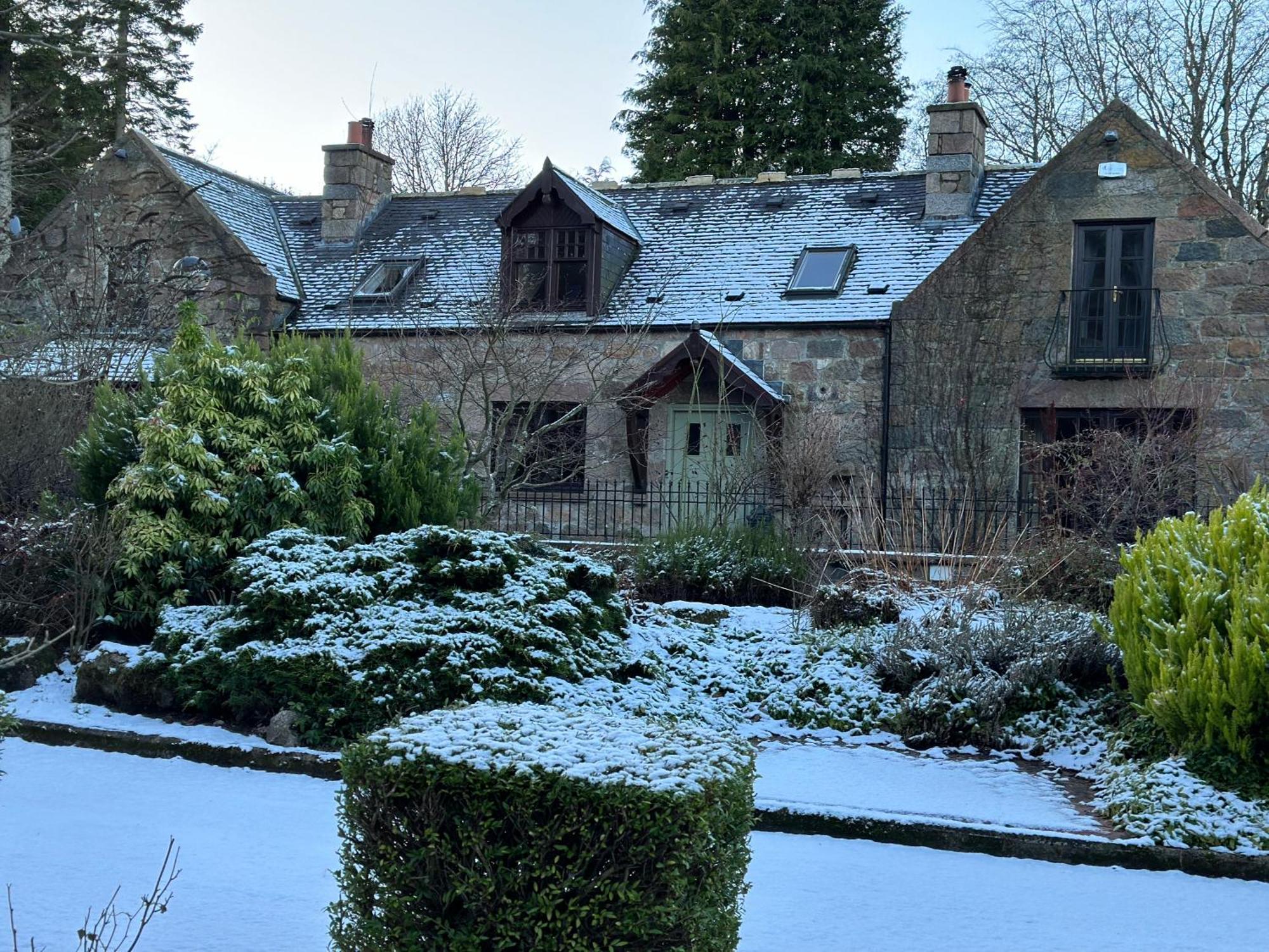 Awakening Alchemy Retreat Centre Bed and Breakfast Inverurie Buitenkant foto