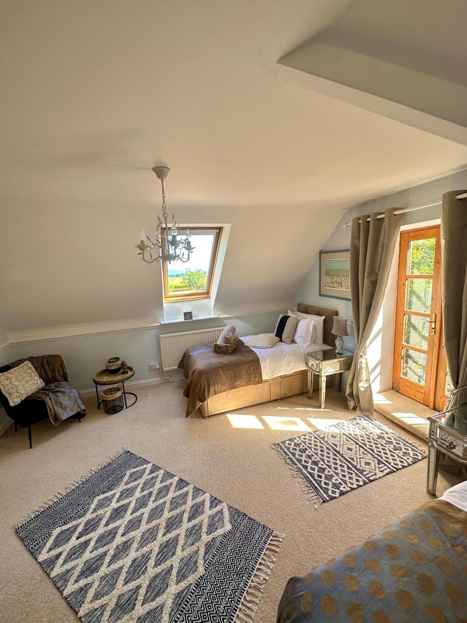 Awakening Alchemy Retreat Centre Bed and Breakfast Inverurie Buitenkant foto